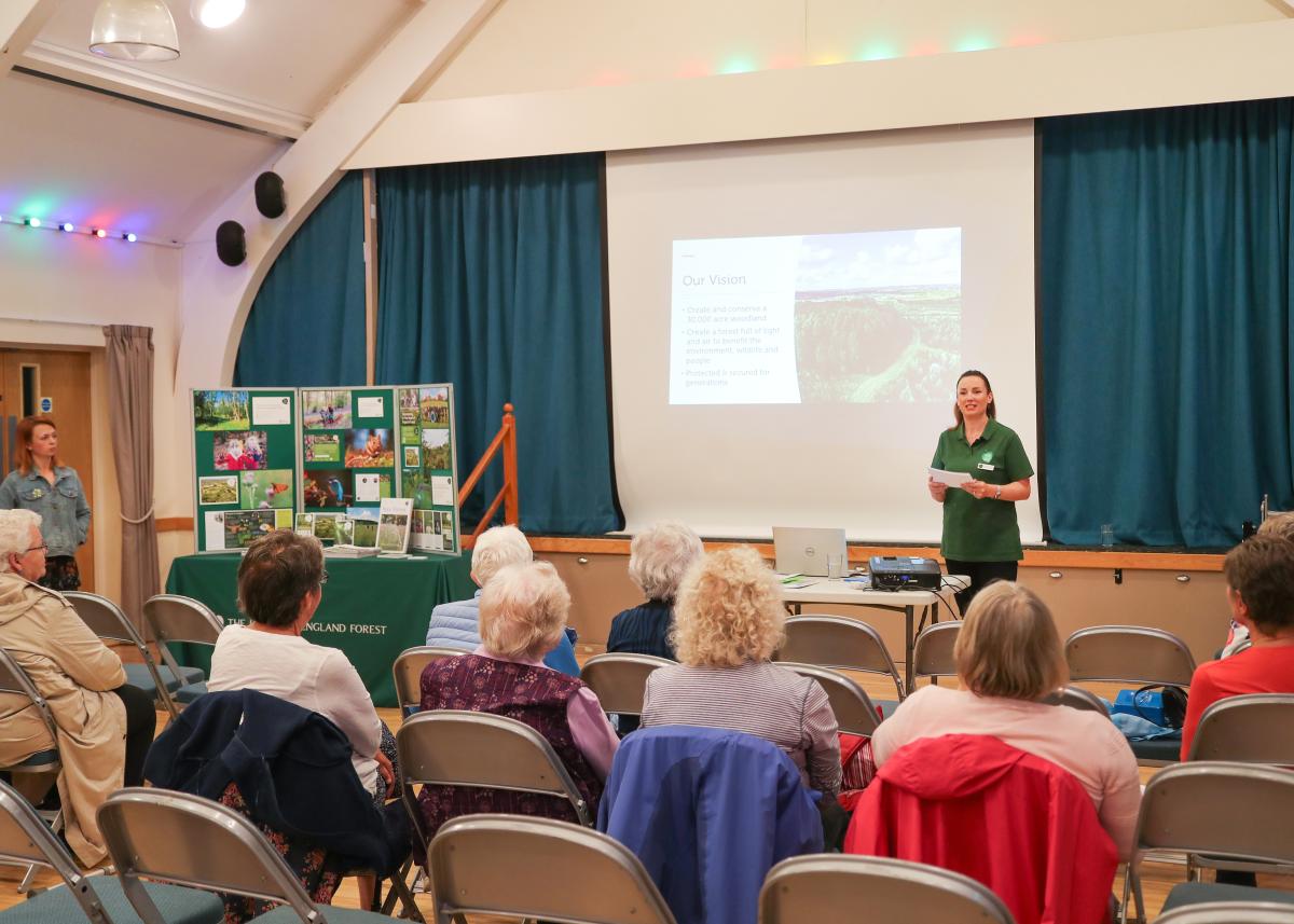 Ros Ashcombe giving a presentation to a local community group