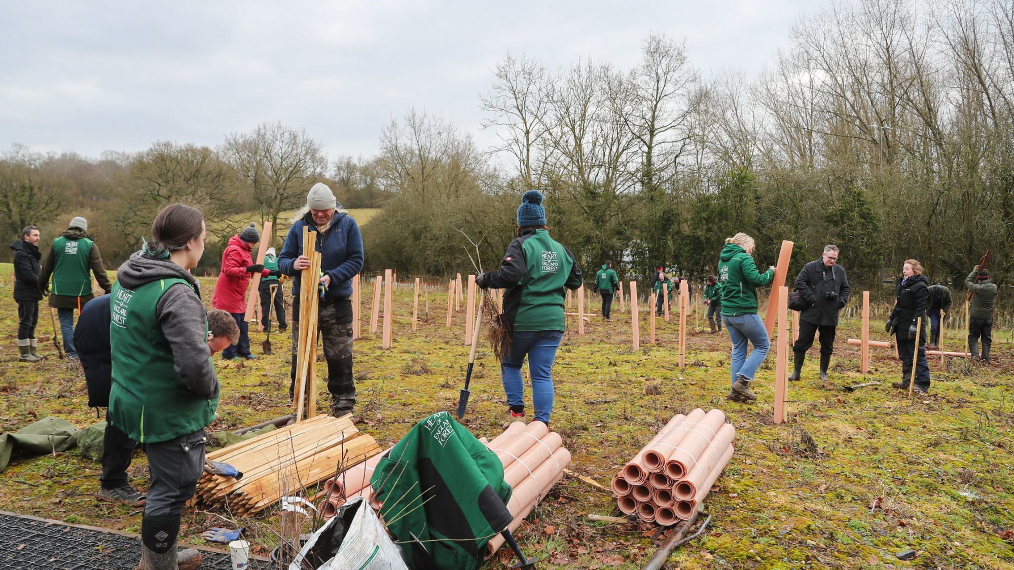 The TCAP team at Gorcott Hill planting with landowners and partners, Linda Garnett-Clarke from Cleeve Prior Heritage Trust in Evesham, Claire Craige, Project Delivery Officer (TCAP) and Tasha Cain, Biodiversity Officer from the Heart of England Forest, and Paul Garrison from Warwick District Council.