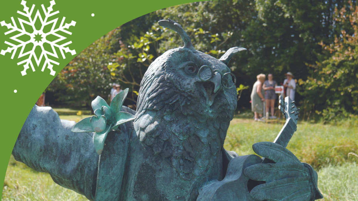 The Owl and the Pussycat statue at the Gardens of Heroes and Villains